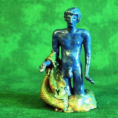 Figuren aus Ton von Fabian Williges - Kniender Knabe