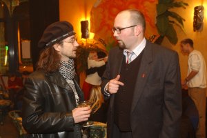 im Gesprch mit dem neuseelndischen Fotografen Dean J. Nixon; fotografiert von Thomas Schulze